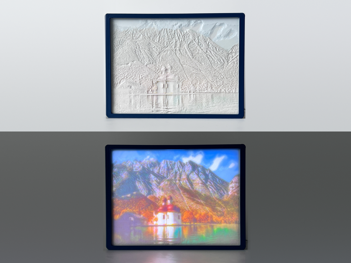 Farbiges Lithophane vom Königssee aus PLA CMYK Filament – unbeleuchtet und beleuchtet